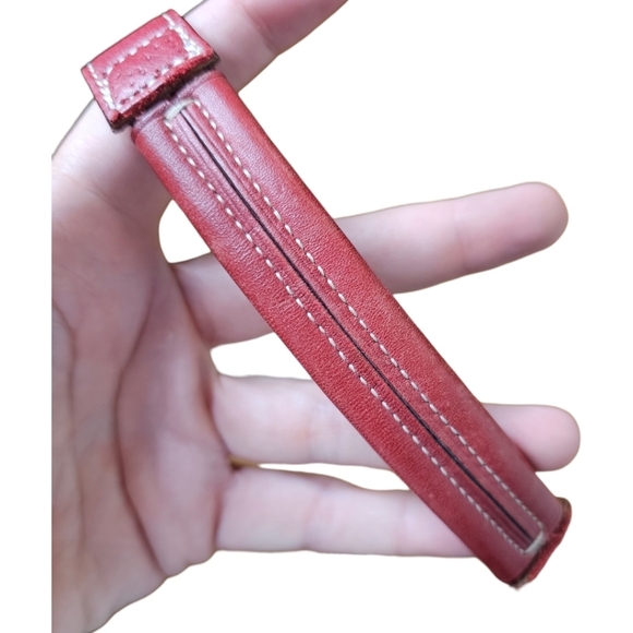 Coach bag. Red. Couple marks on outside as shown but in good used condition! - Picture 7 of 9